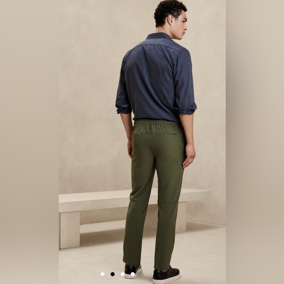 NEW Banana Republic Factory Performance Slim Tapered Pants Men’s 32x32 Navy - Picture 2 of 10